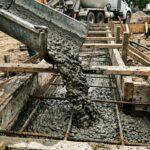 Jaki beton wybrać na ławy fundamentowe? Poradnik